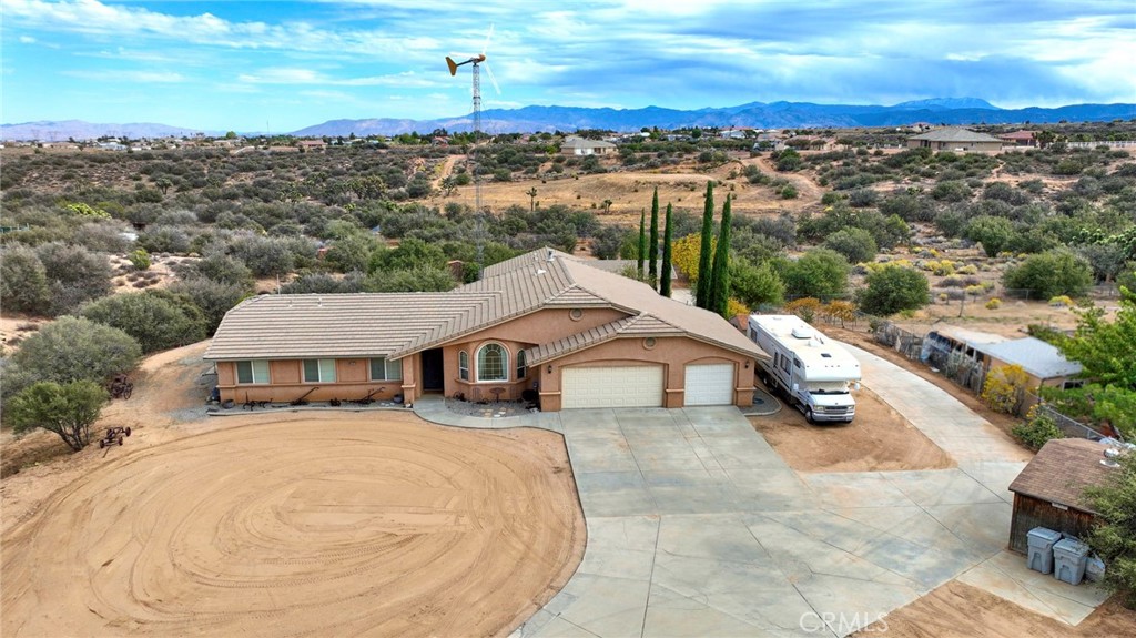 6297 Coleridge Road Oak Hills, CA 92344 - Photo 3 of 69