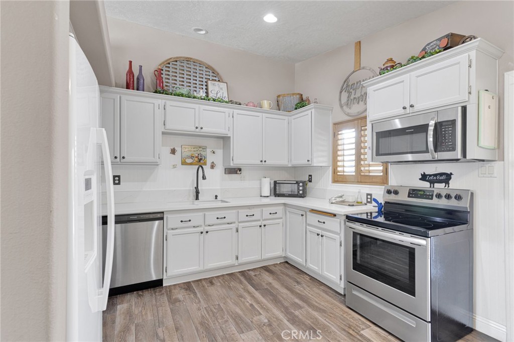 6297 Coleridge Road Oak Hills, CA 92344 - Photo 33 of 69