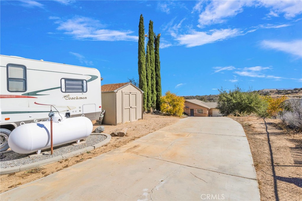 6297 Coleridge Road Oak Hills, CA 92344 - Photo 53 of 69