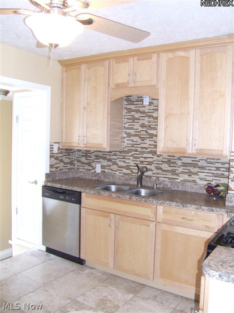 186 Sprague Road Berea, OH 44017 - Photo 7 of 21 Gallery Image 7