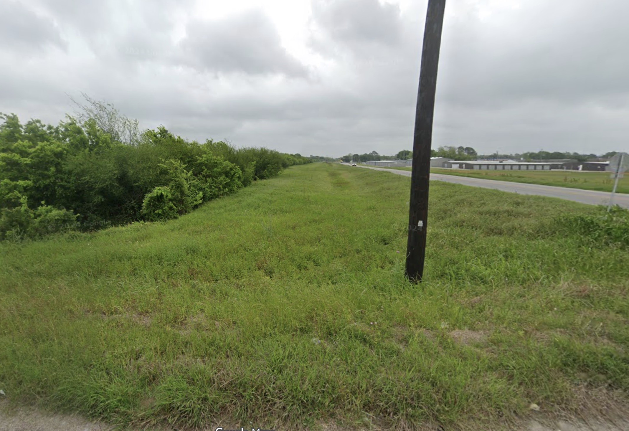 3511 Roberts Road Bay City, TX 77414 - Photo 10 of 14 a view of a garden with a pole