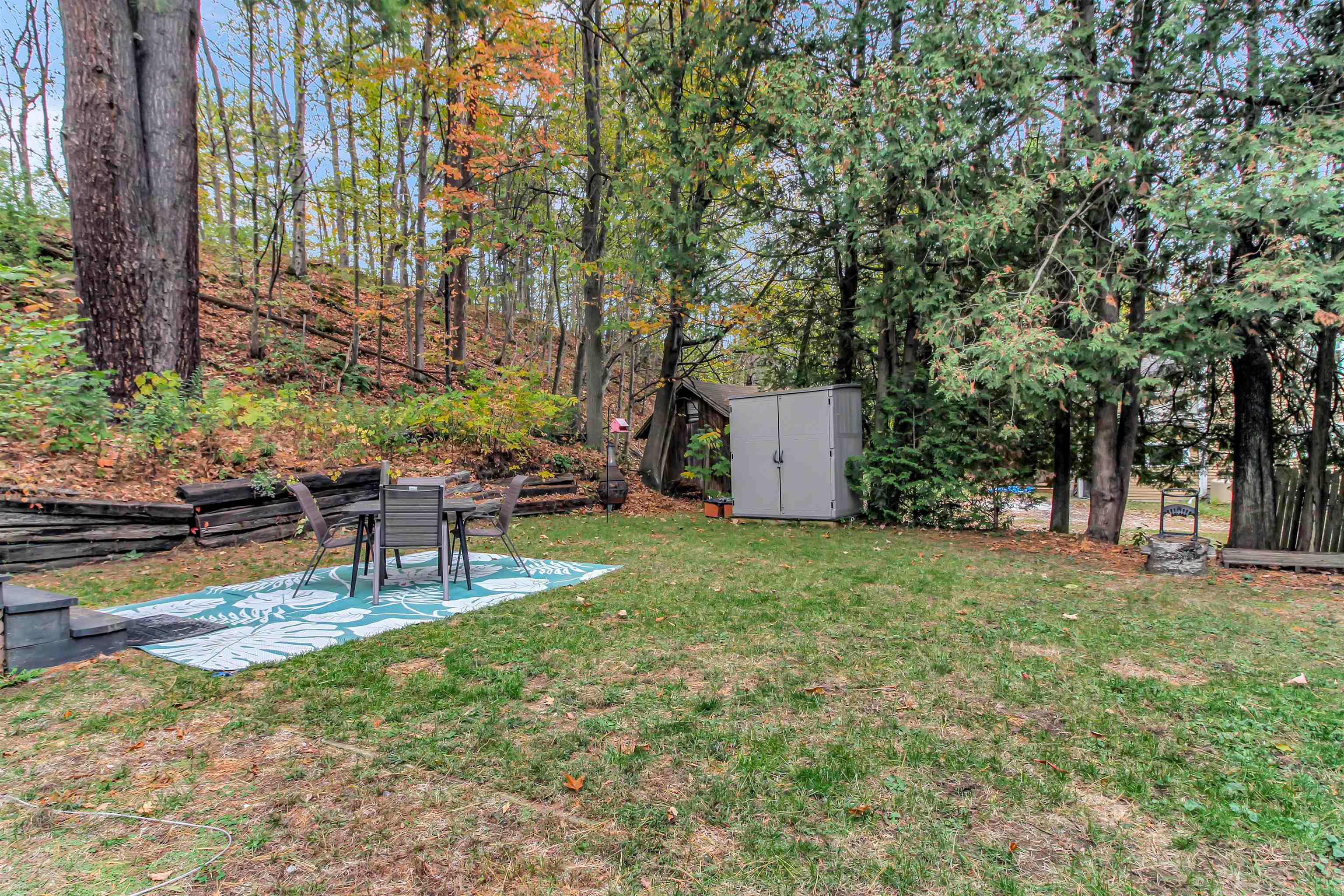 34 Pleasant Street Proctor, VT 05765 - Photo 6 of 46