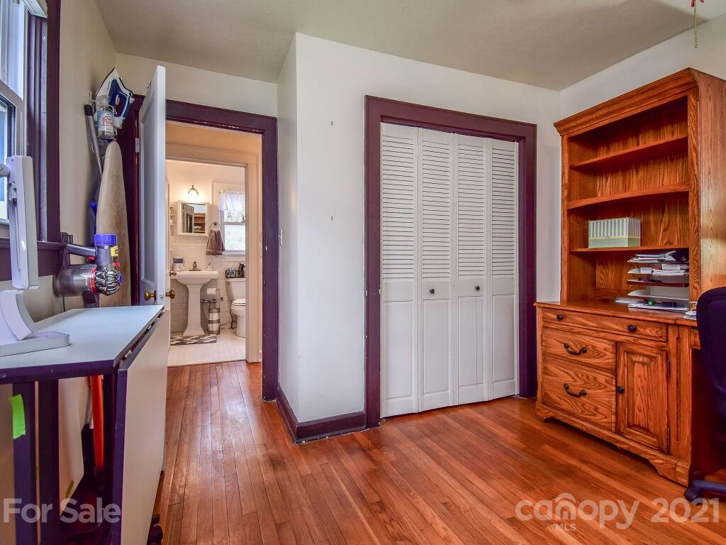 1306 North Country Club Road Brevard, NC 28712 - Photo 21 of 31 Gallery Image 21