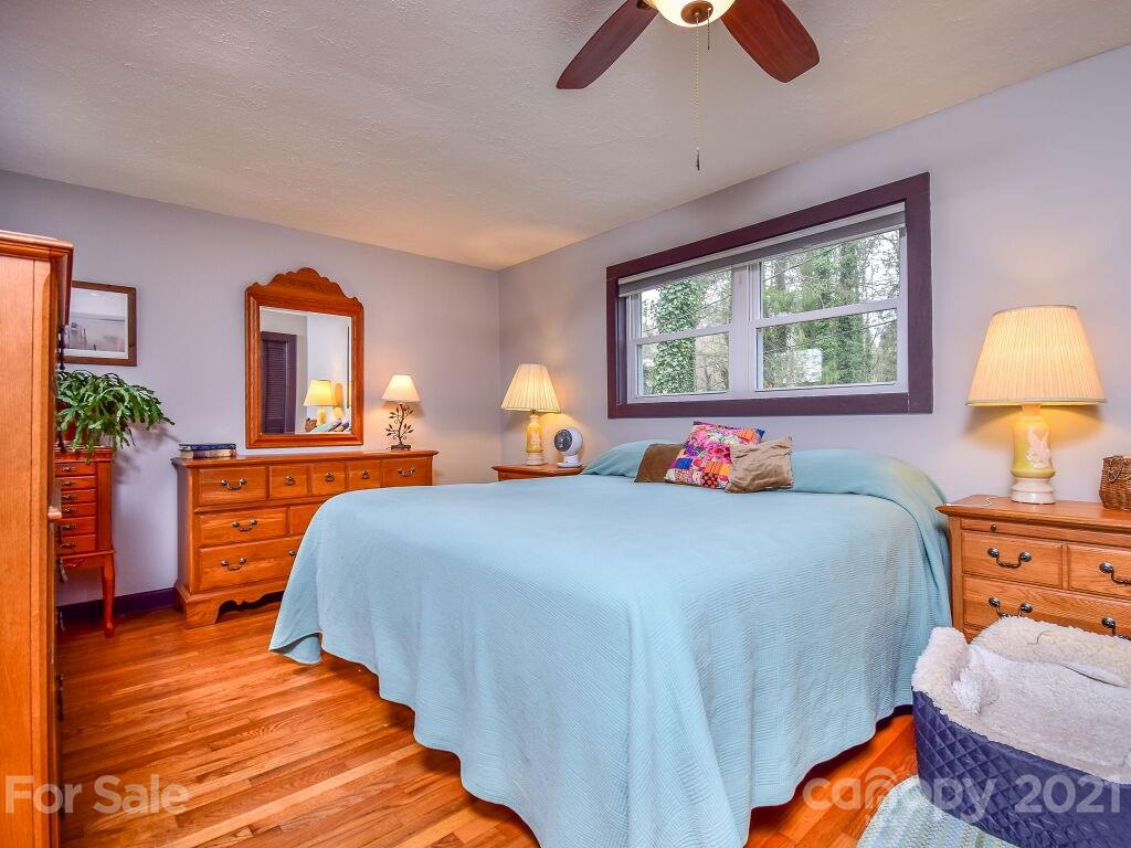1306 North Country Club Road Brevard, NC 28712 - Photo 22 of 31 Gallery Image 22