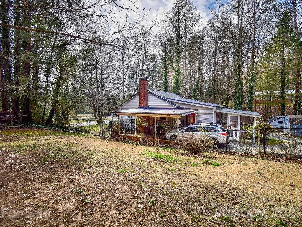 1306 North Country Club Road Brevard, NC 28712 - Photo 26 of 31 Gallery Image 26