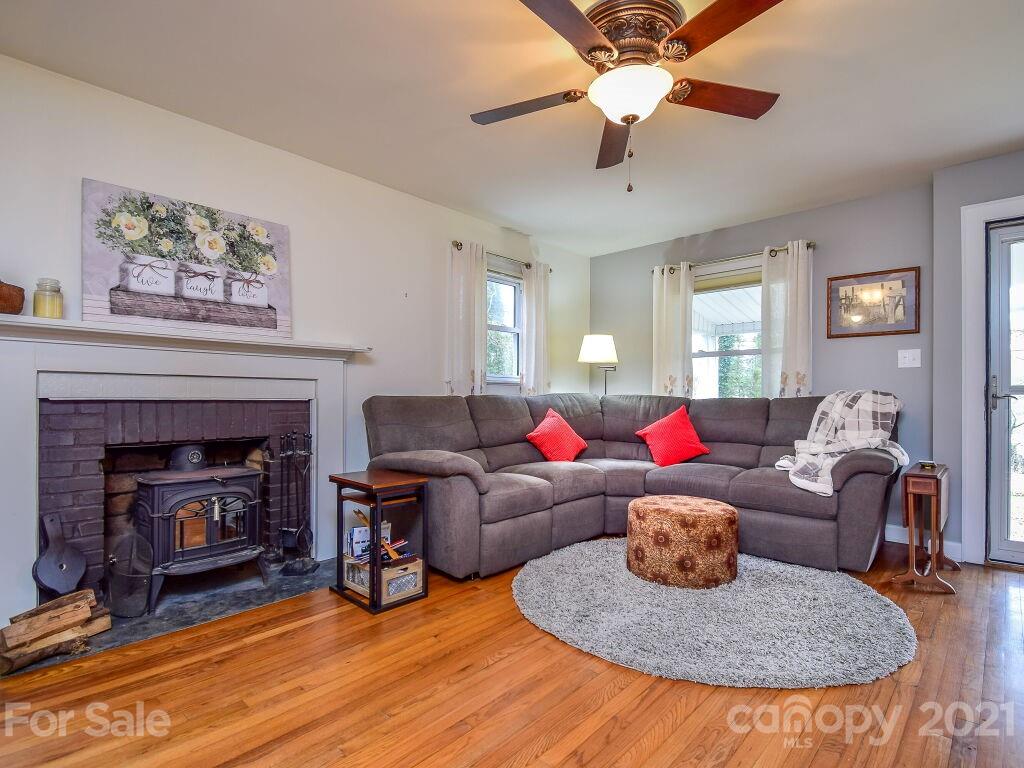 Gallery Image 7