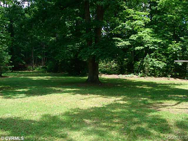 10509 Meadowbrook Road Glen Allen, VA 23060 - Photo 11 of 13 Gallery Image 11