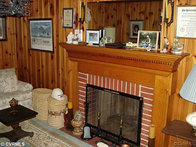 10509 Meadowbrook Road Glen Allen, VA 23060 - Photo 8 of 13 Gallery Image 8