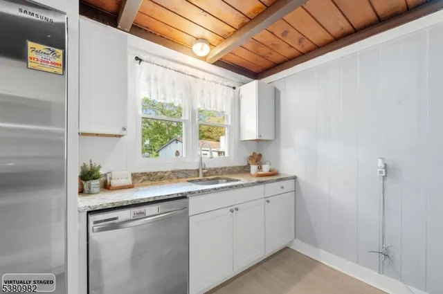 $369,987 | 4 Mohawk Road, Hopatcong, NJ 07821