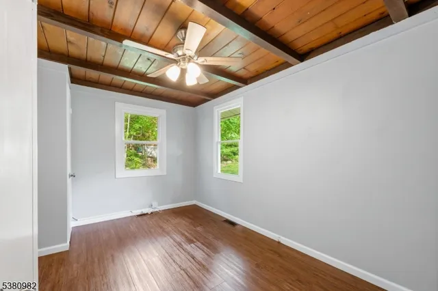 $369,987 | 4 Mohawk Road, Hopatcong, NJ 07821