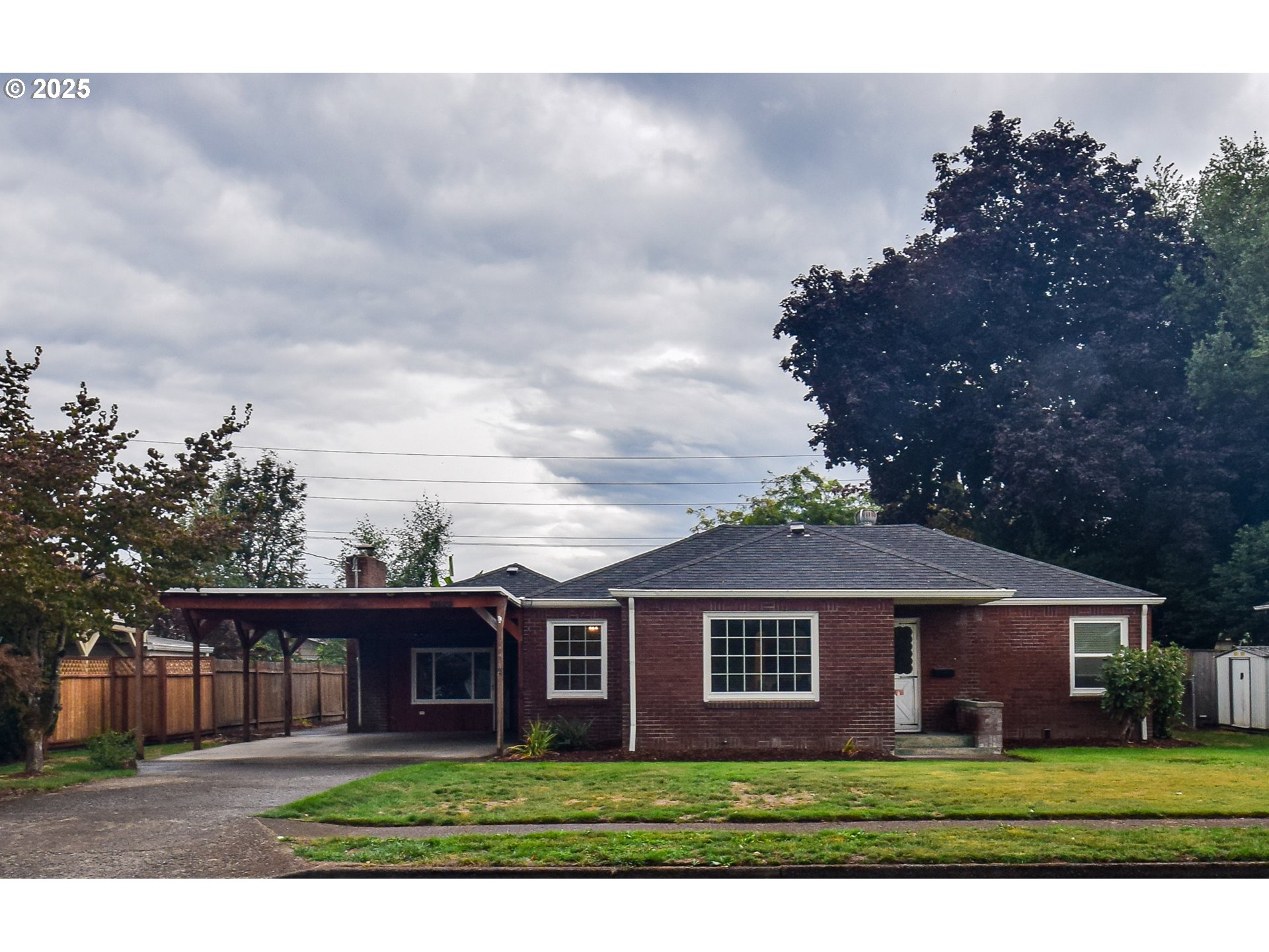1390 George Street Woodburn, OR 97071 - Photo 1 of 22 Gallery Image 1