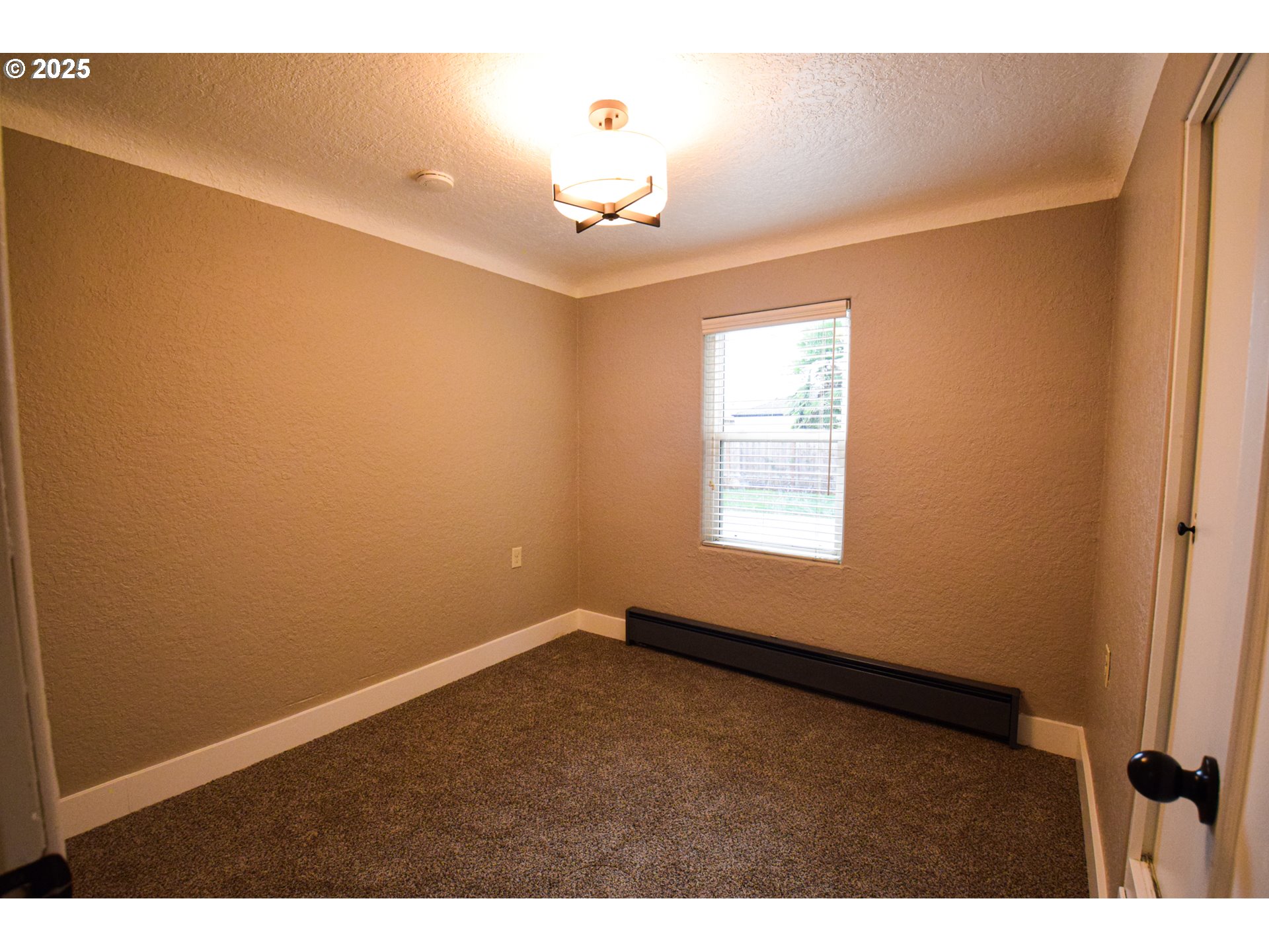 1390 George Street Woodburn, OR 97071 - Photo 17 of 22 Bedroom