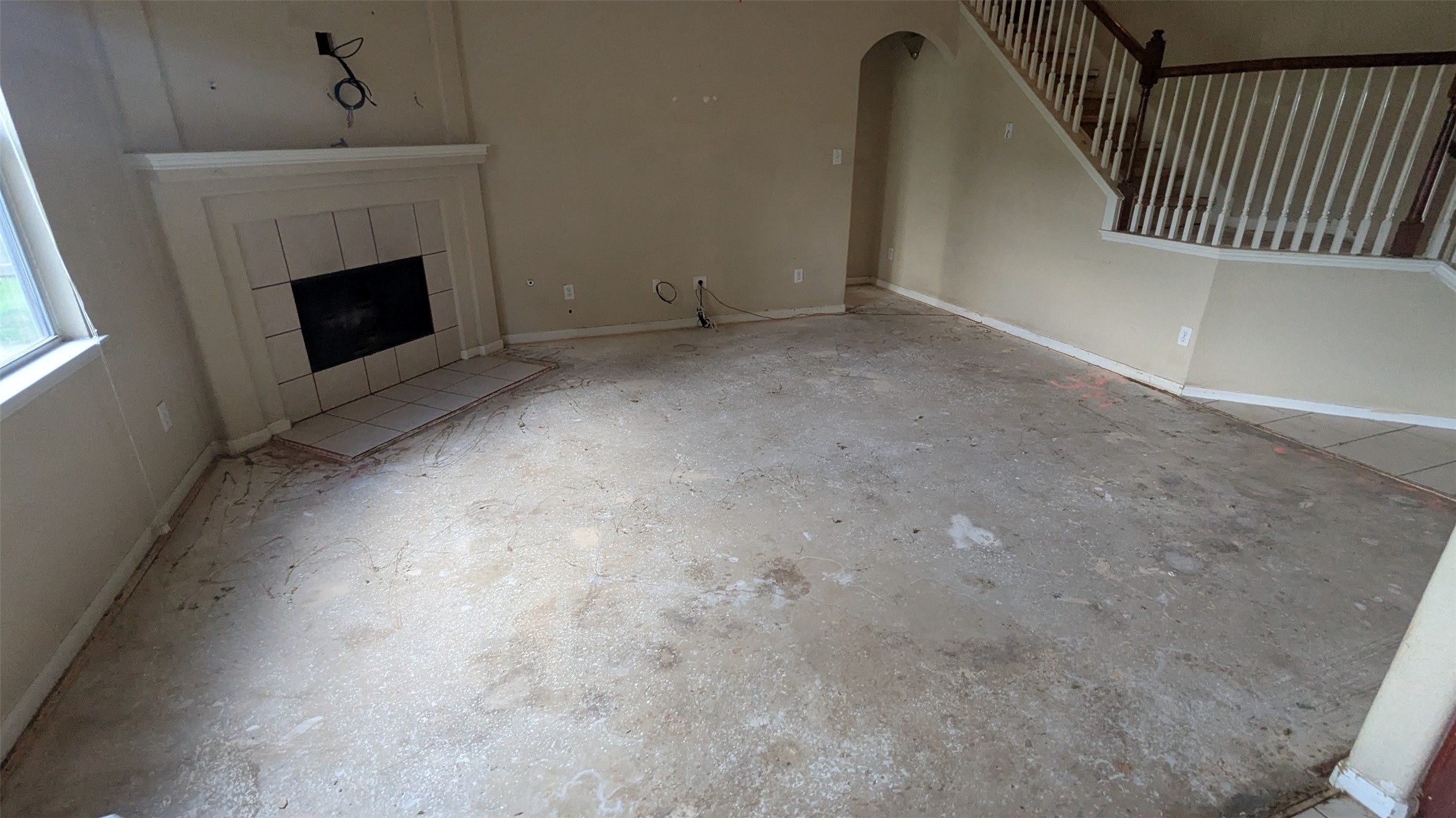 21850 Catoosa Drive Spring, TX 77388 - Photo 4 of 15 a view of empty room with fireplace