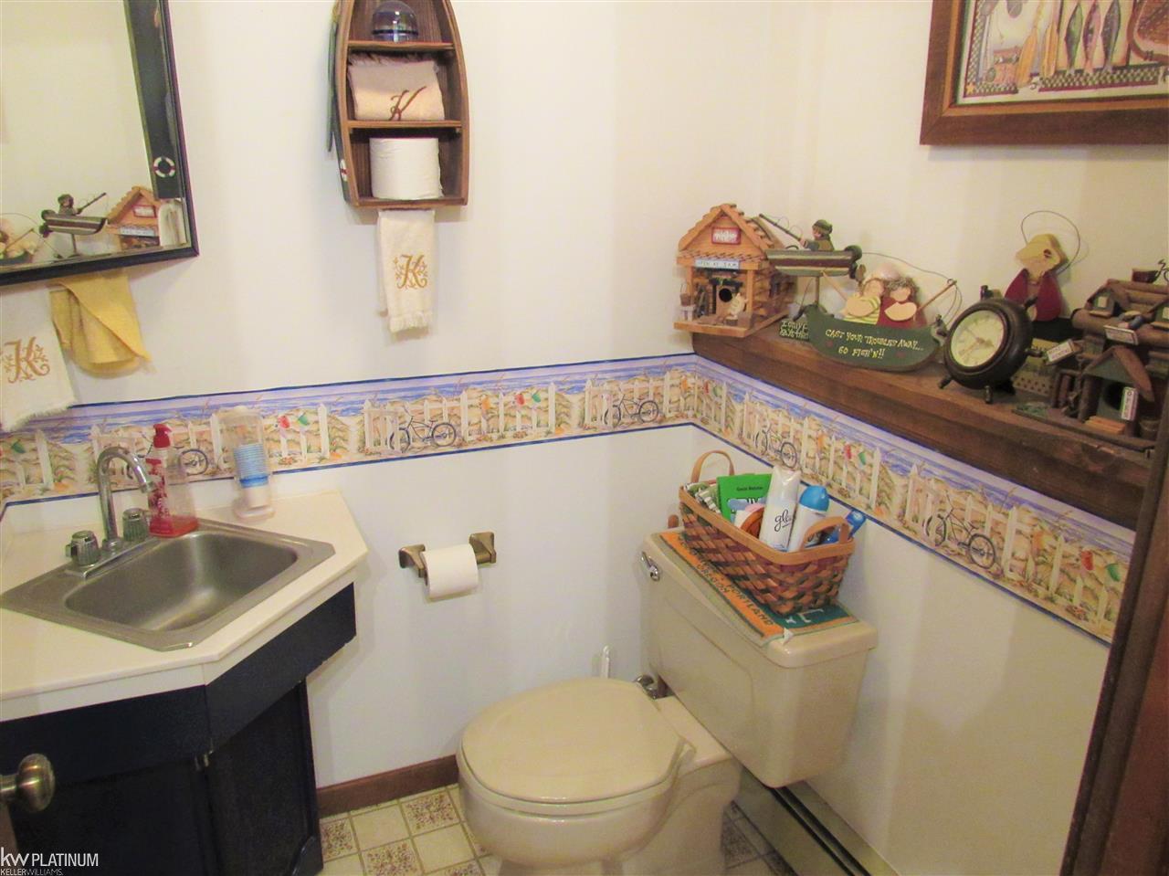 3675 Black River Road Croswell, MI 48422 - Photo 30 of 40 31379864-29.JPG