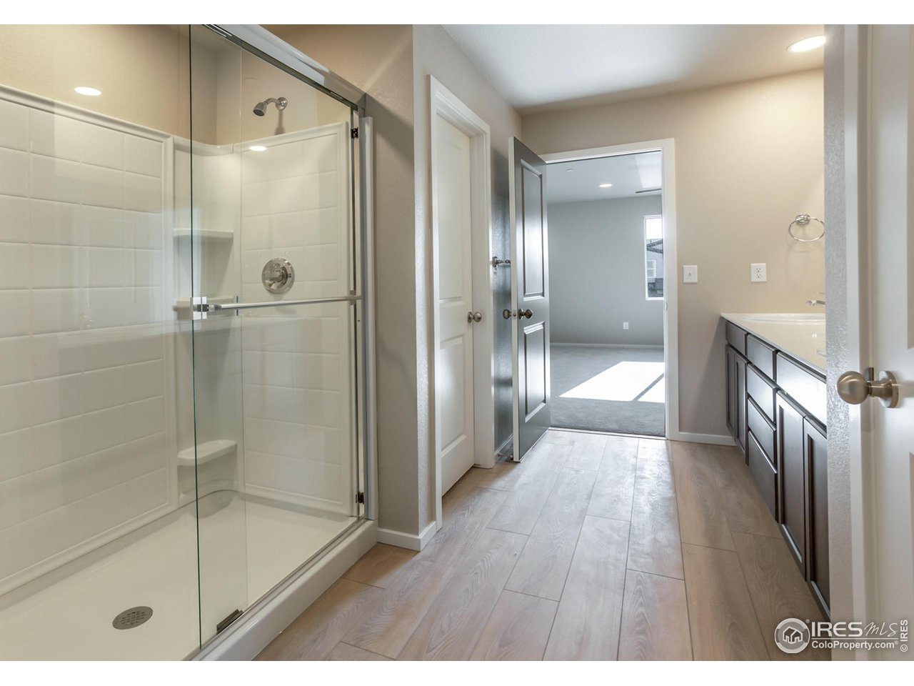6827 4th St Road, Unit 5 Greeley, CO 80634 - Photo 21 of 34 EXMPLE PHOTO: MASTER BATH