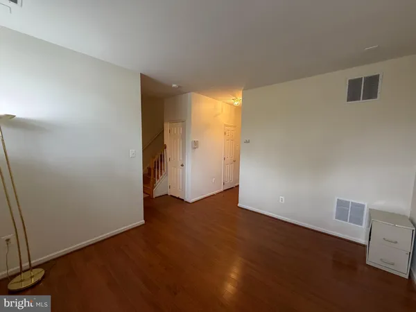 $3,300 | 426 Redland Boulevard, Rockville, MD 20850