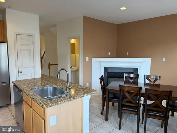 $3,300 | 426 Redland Boulevard, Rockville, MD 20850