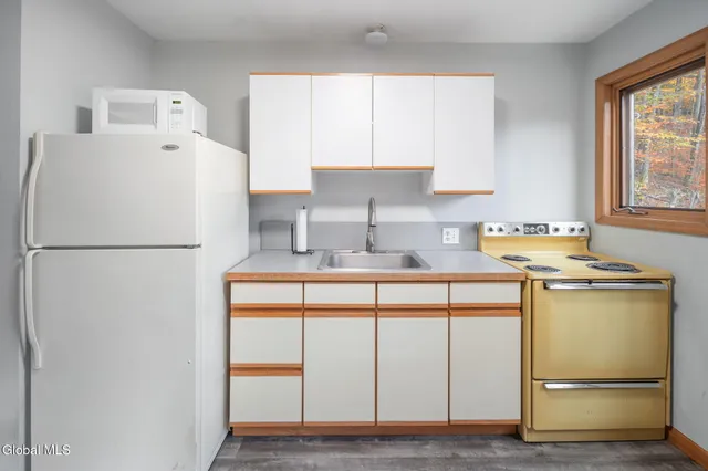 $199,900 | 1083 West Kill Road, Jefferson, NY 12093