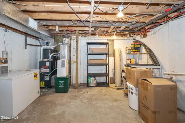 $199,900 | 1083 West Kill Road, Jefferson, NY 12093