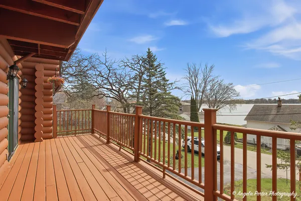 $599,000 | 23278 West Lakeshore Drive, Antioch, IL 60002