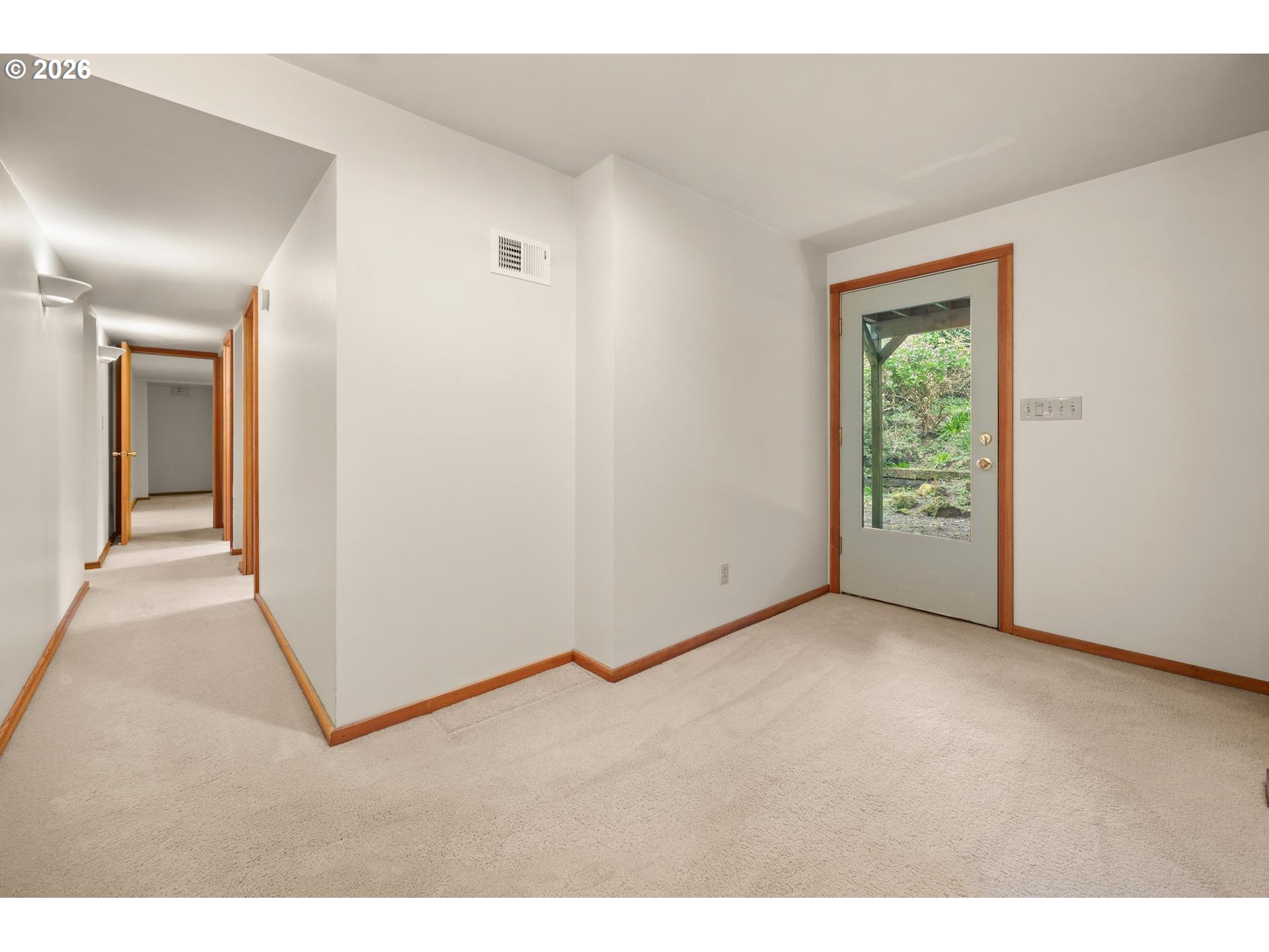 2591 Greentree Road Lake Oswego, OR 97034 - Photo 23 of 43 Gallery Image 23