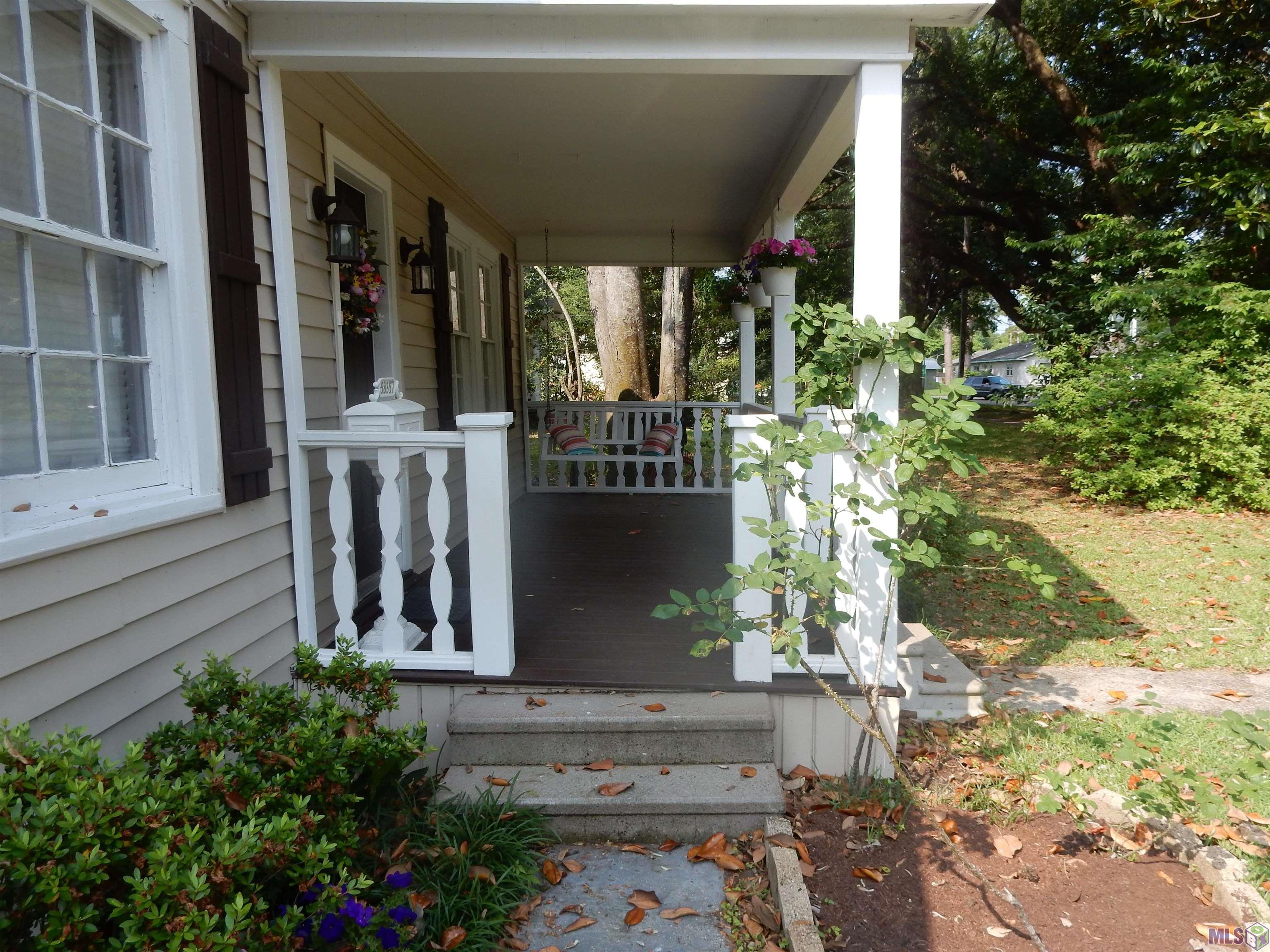 58357 Labauve Avenue Plaquemine, LA 70764 - Photo 2 of 20