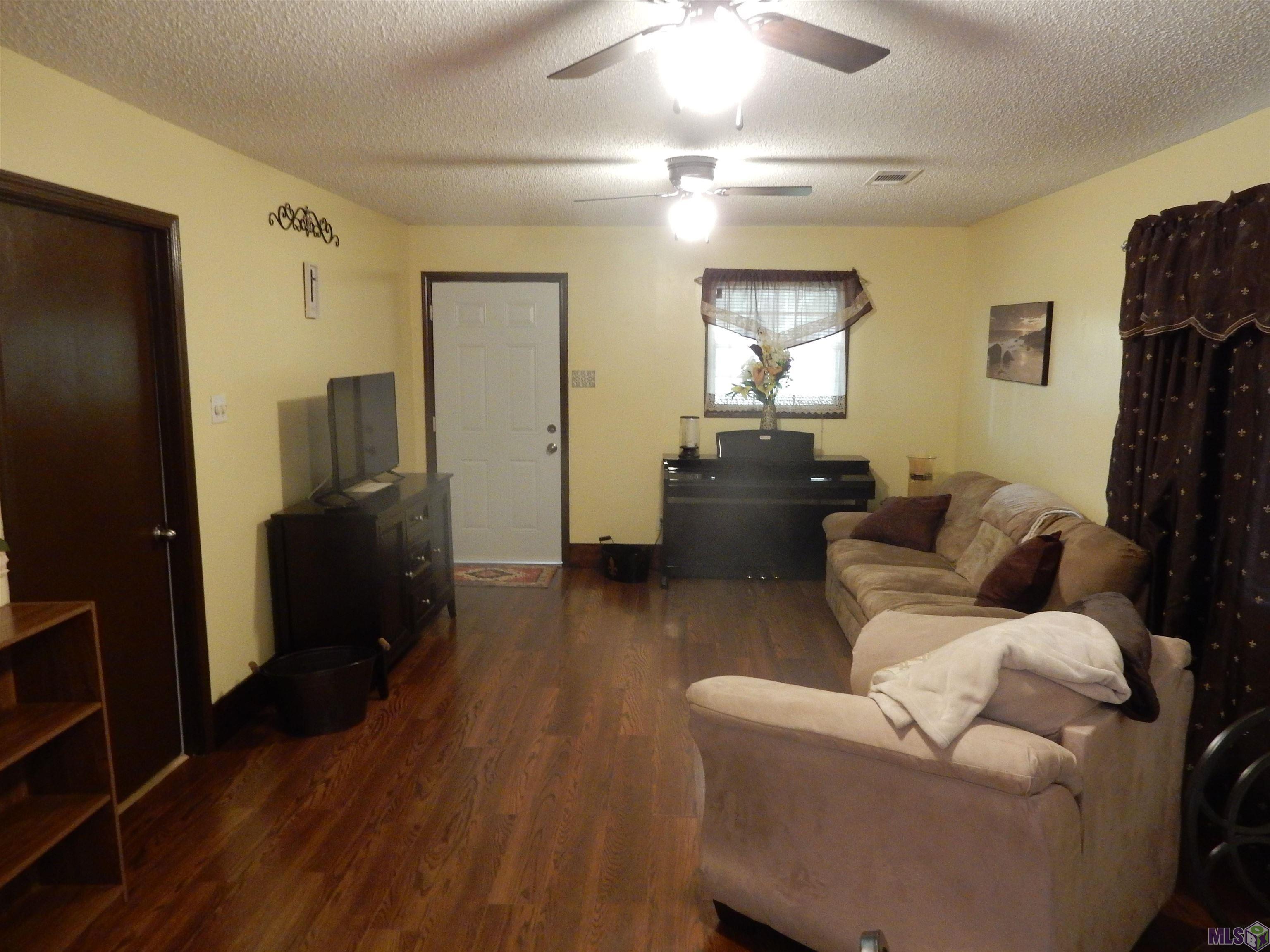 58357 Labauve Avenue Plaquemine, LA 70764 - Photo 8 of 20