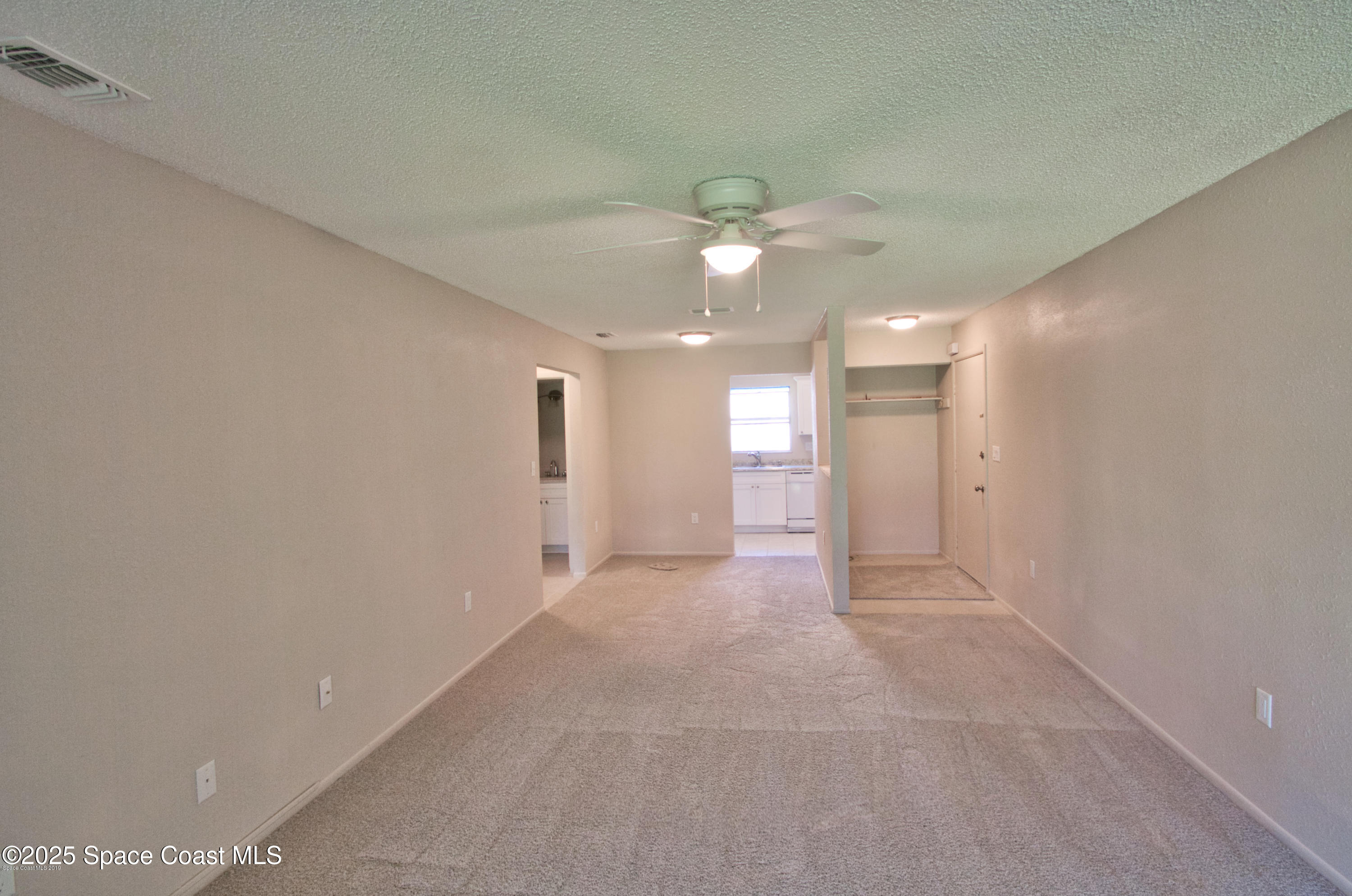 2550 Eagle Drive, Unit 3C Melbourne, FL 32935 - Photo 3 of 14