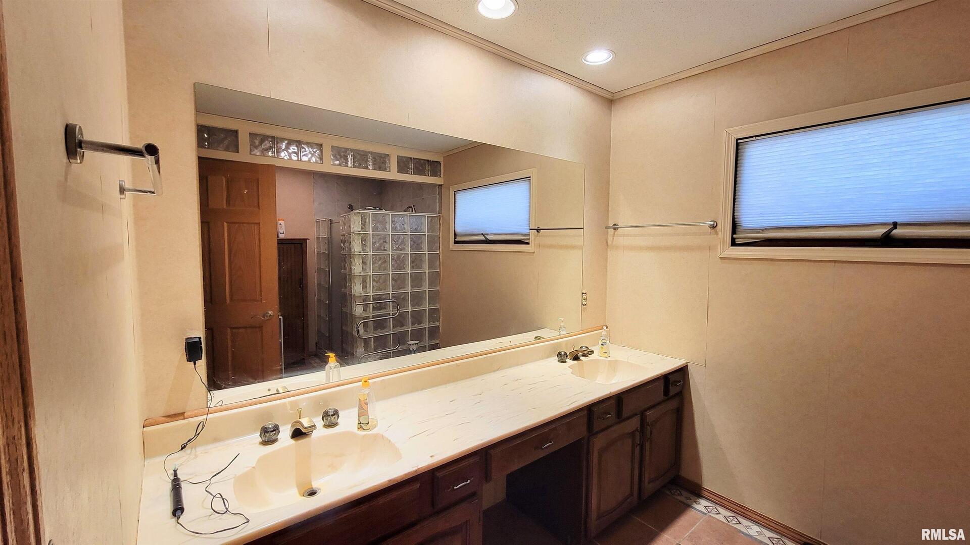 3898 Country Club Road Carbondale, IL 62901 - Photo 14 of 55