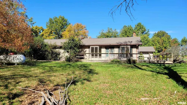 $689,900 | 3898 Country Club Road, Carbondale, IL 62901