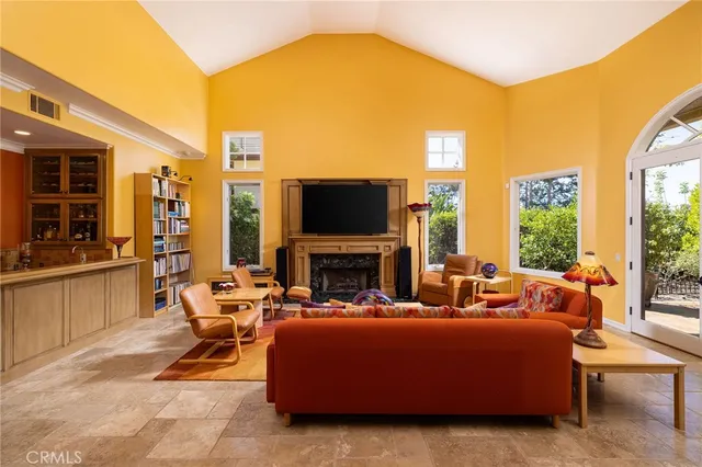 $4,125,000 | 25281 Derbyhill Drive, Laguna Hills, CA 92653