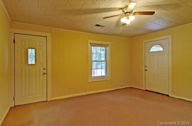 206 Byers Road Troutman, NC 28166 - Photo 3 of 22