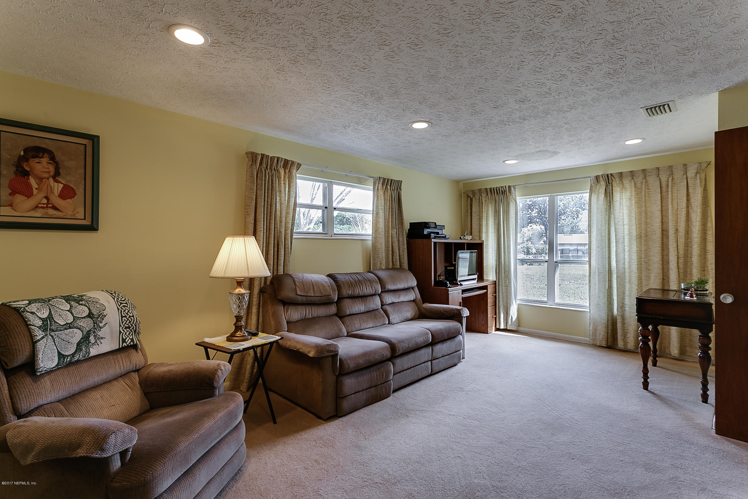 521 Sigsbee Road Orange Park, FL 32073 - Photo 4 of 25 Living_Room_View_1