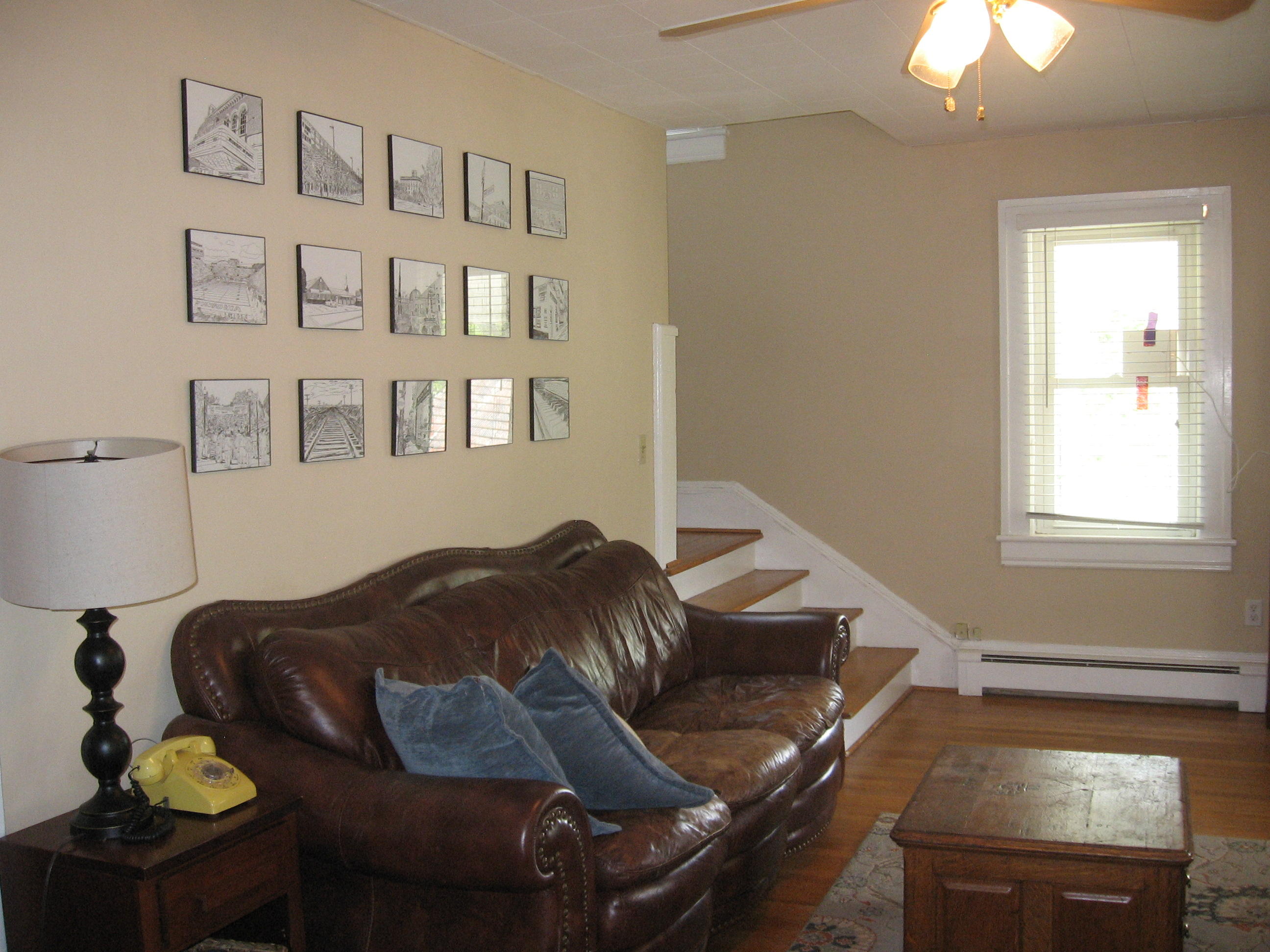 2518 Barham Road Southwest Roanoke, VA 24015 - Photo 3 of 34 Living Room
