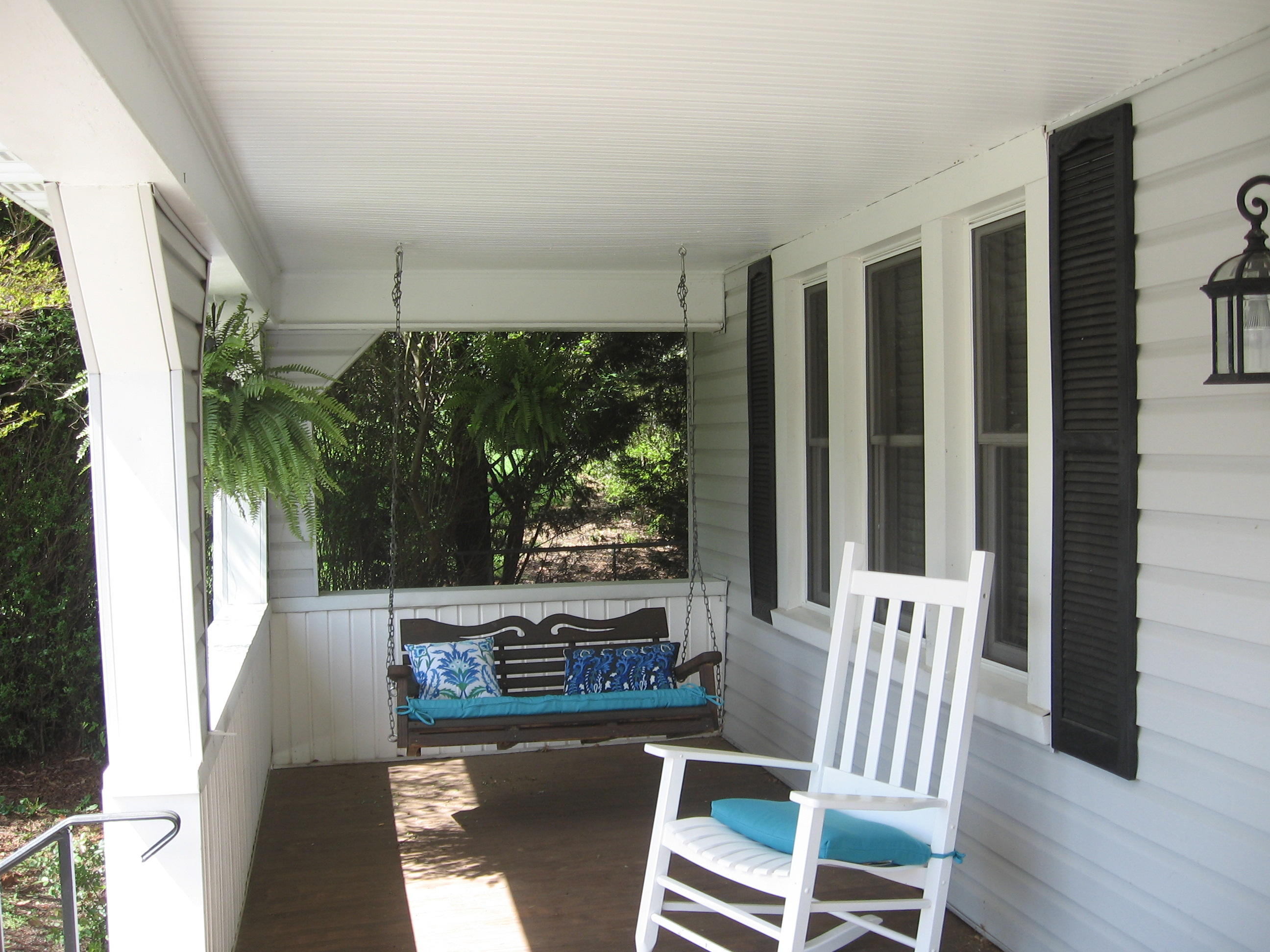 2518 Barham Road Southwest Roanoke, VA 24015 - Photo 32 of 34 Front Porch