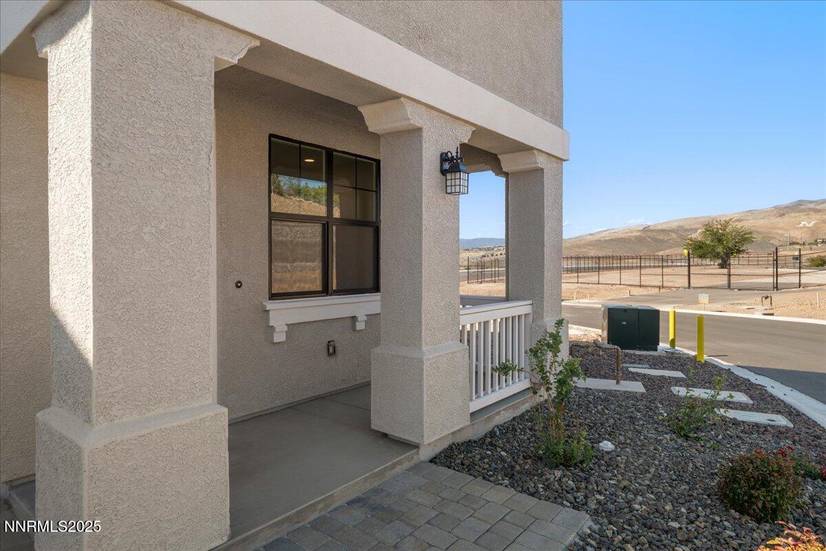 1160 Arrastra Road Reno, NV 89512 - Photo 4 of 46 10-DSC_5474