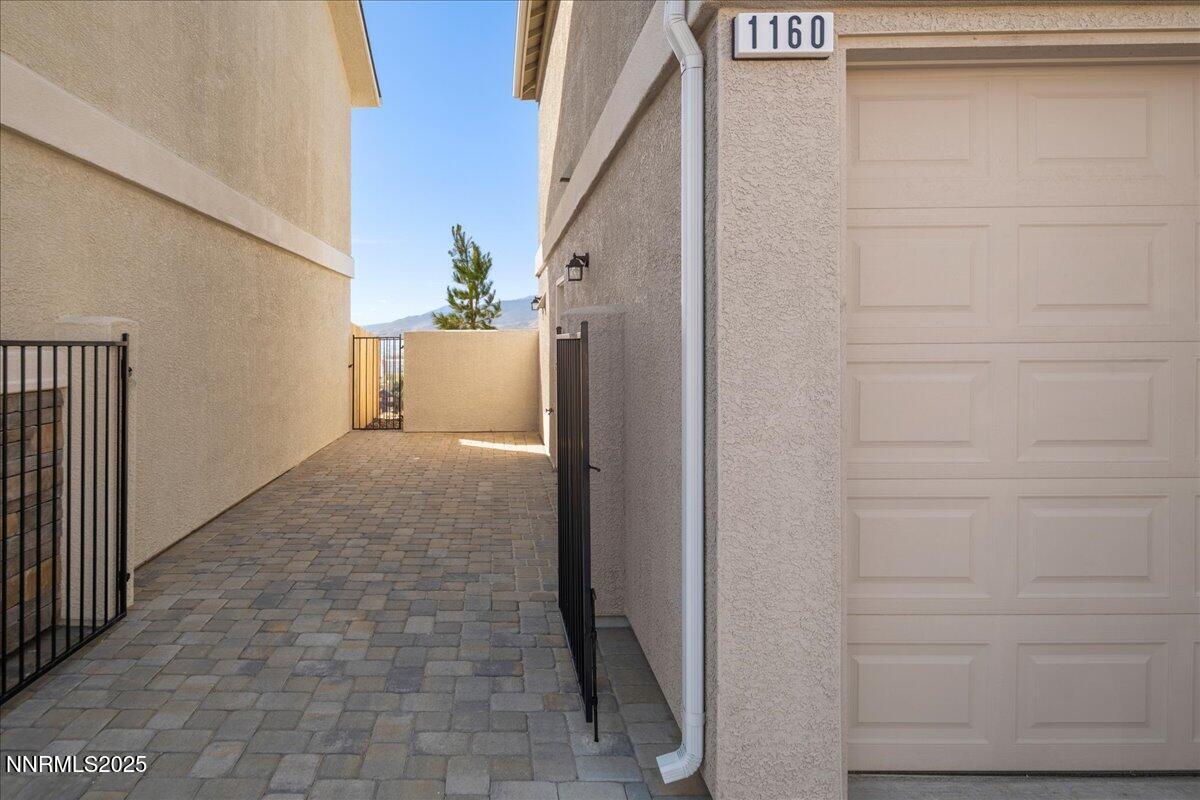 1160 Arrastra Road Reno, NV 89512 - Photo 7 of 46 13-DSC_5439