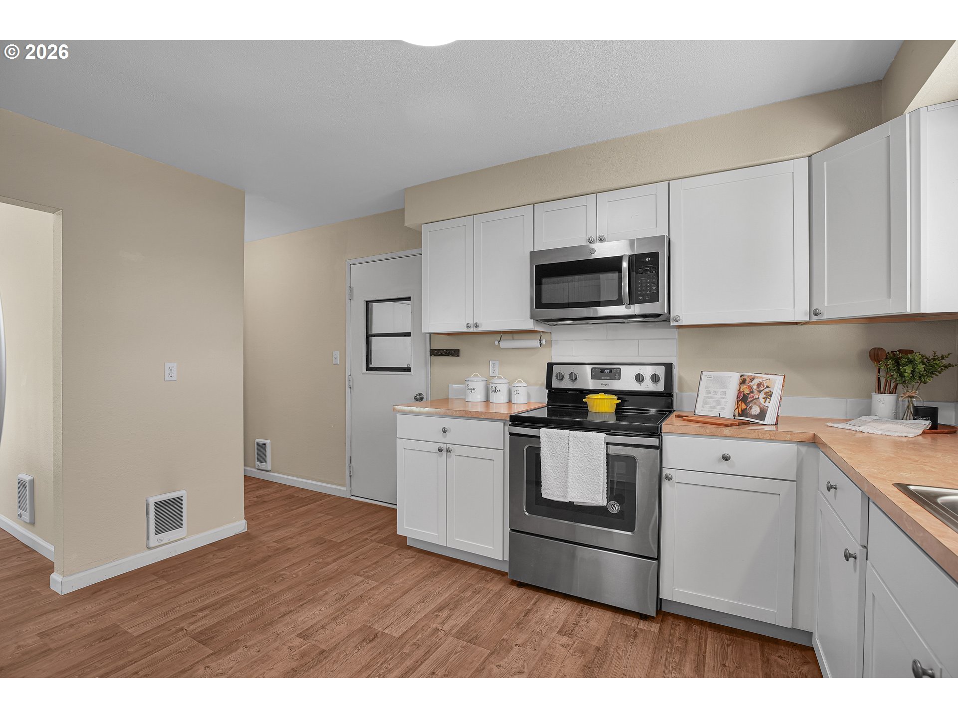 1496 South Cloverdale Road Kalama, WA 98625 - Photo 12 of 36