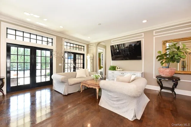 $1,650,000 | 1974 Monroe Avenue, North Bellmore, NY 11710