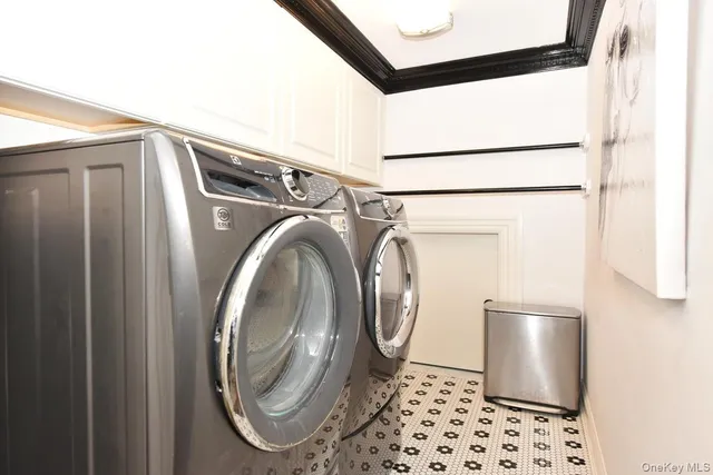 $1,650,000 | 1974 Monroe Avenue, North Bellmore, NY 11710