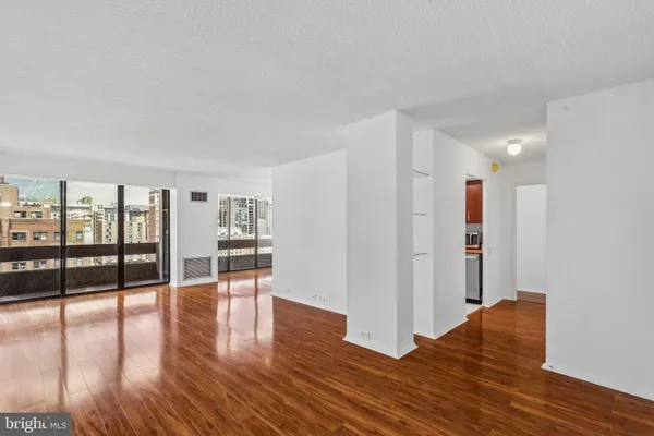 $3,150 | 1326-42 Spruce Street, Unit 1901, Philadelphia, PA 19107