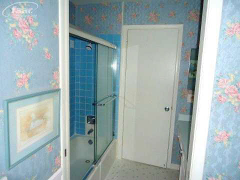 1302 North Morrish Road Flint, MI 48532 - Photo 18 of 33 20401459-17.JPG