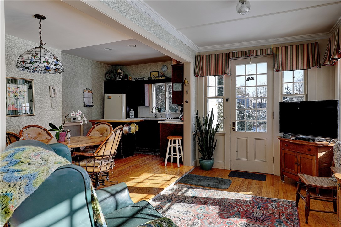 126 County Road Barrington, RI 02806 - Photo 12 of 38