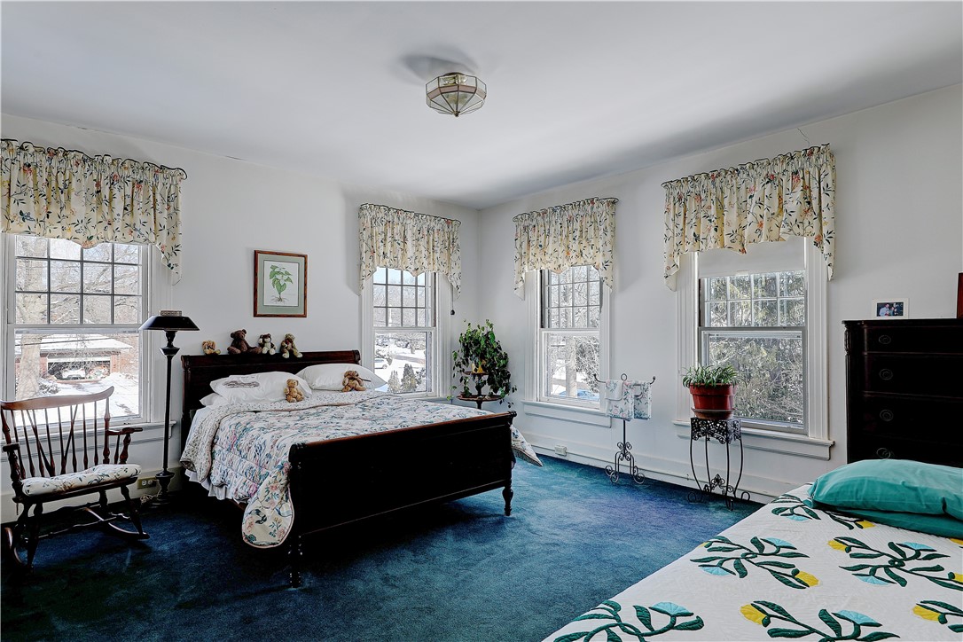 126 County Road Barrington, RI 02806 - Photo 16 of 38