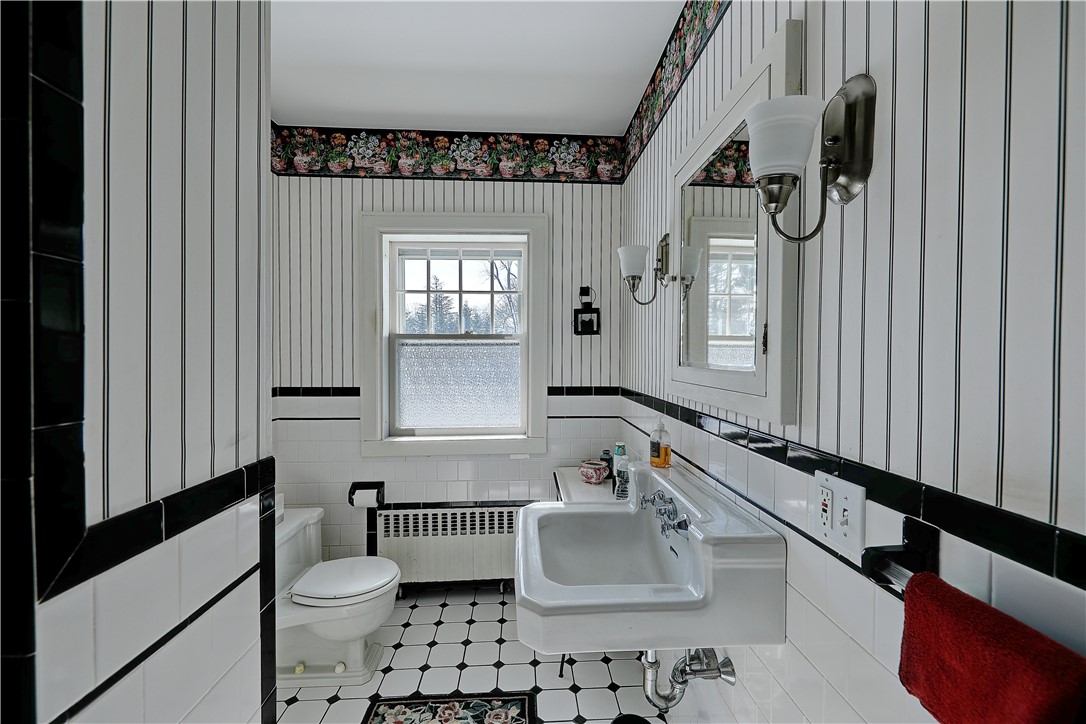 126 County Road Barrington, RI 02806 - Photo 18 of 38