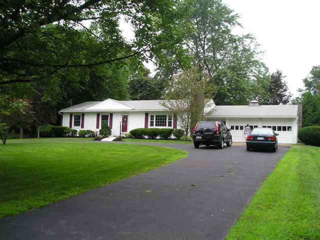 3135 Lone Pine Road Schenectady, NY 12303 - Photo 1 of 12 Photo 1