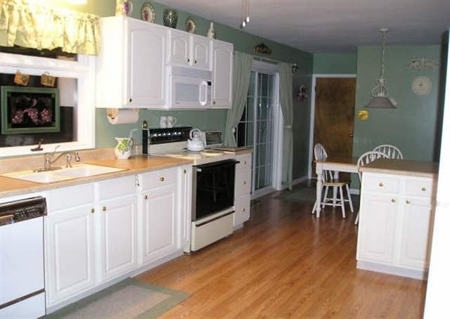 3135 Lone Pine Road Schenectady, NY 12303 - Photo 2 of 12 Photo 2