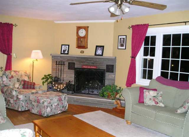 3135 Lone Pine Road Schenectady, NY 12303 - Photo 4 of 12 Photo 4