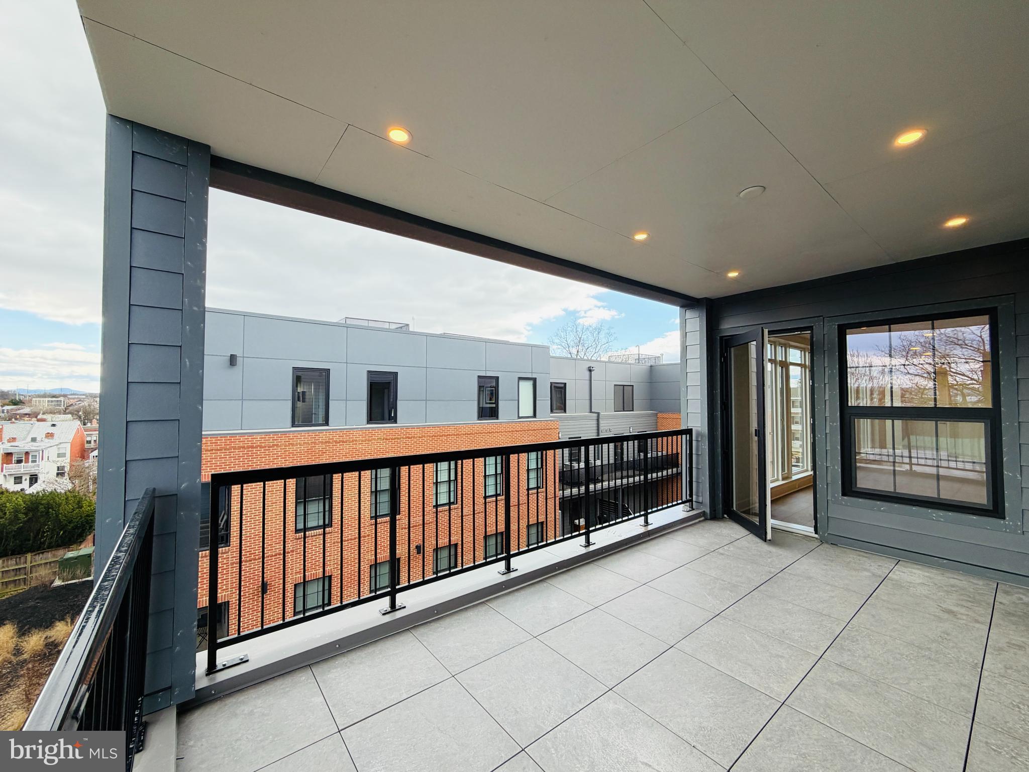 208 2nd Street East, Unit 402 Frederick, MD 21701 - Photo 11 of 20