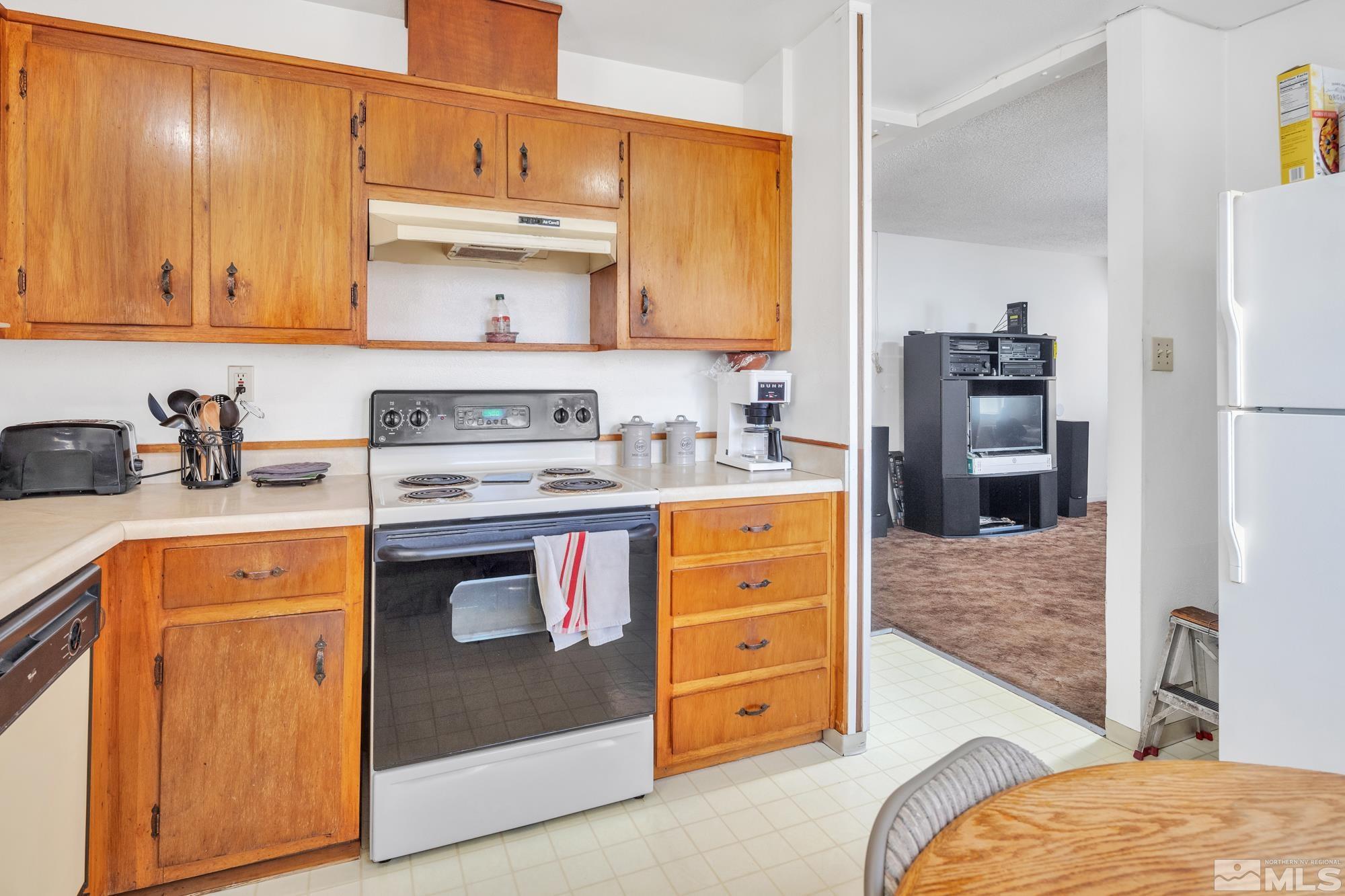 501 Lancaster Drive Reno, NV 89506 - Photo 20 of 29 Photo 20